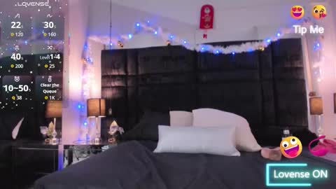 Eva  online show from 11-18-25, 11:58