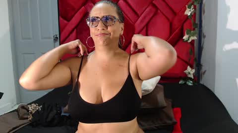 Snapshot of evamills1 chatting on 12-30-24, 09:08 Eva Mills online show from 12-30-24, 09:08