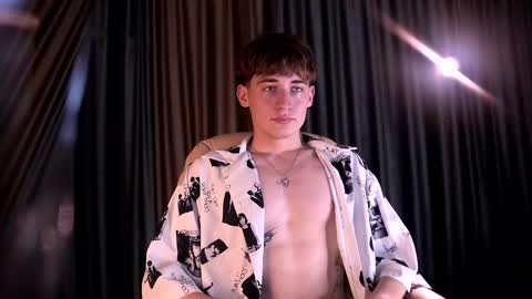 Snapshot of evan__joy chatting on 02-09-26, 09:30 Evan online show from 02-09-26, 09:30