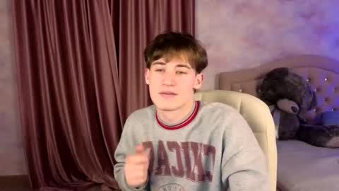 Snapshot of evan__joy chatting on 02-23-26, 09:01 Evan online show from 02-23-26, 09:01