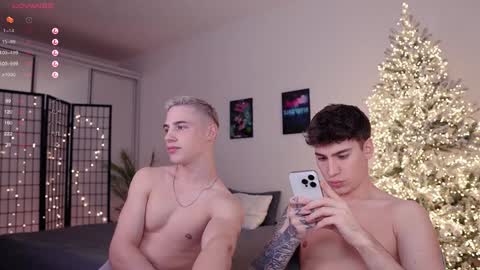 evan_white_ online show from 12-27-24, 04:10