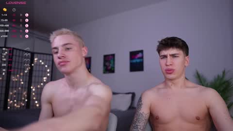 evan_white_ online show from 01-16-25, 12:42