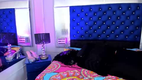 evanllelyne online show from 11-07-25, 01:44