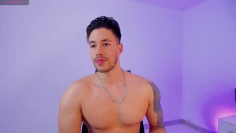 Snapshot of evans_opry1 chatting on 10-04-25, 08:40 E V A N S online show from 10-04-25, 08:40