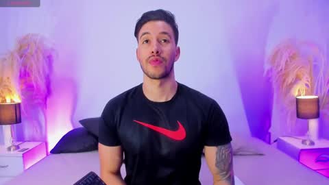 Snapshot of evans_opry1 chatting on 10-07-25, 08:39 E V A N S online show from 10-07-25, 08:39