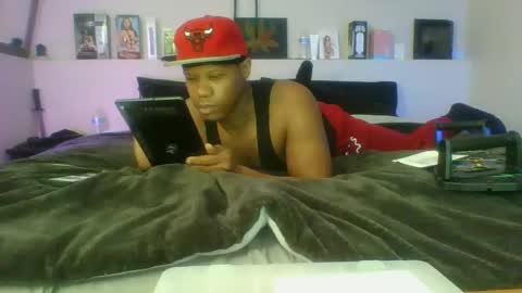 evanschris2048 online show from 03-06-25, 08:37