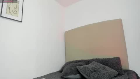 Snapshot of evaolimpo chatting on 09-19-25, 08:53 Eva Olimpo online show from 09-19-25, 08:53