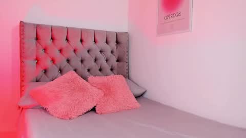 Eva Olimpo online show from 11-11-25, 04:51