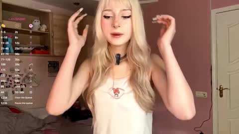 Eva online show from 11-16-25, 07:03