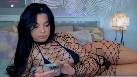 evareyss online show from 10-15-25, 10:26