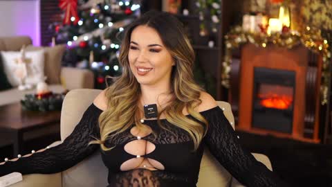 Snapshot of evasunderland chatting on 12-11-24, 09:01 Eva online show from 12-11-24, 09:01