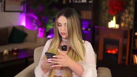 Snapshot of evasunderland chatting on 10-05-25, 03:32 Eva online show from 10-05-25, 03:32