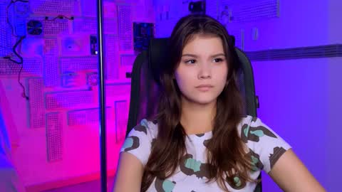 Eva  next stream -  - 1600 UTC2000  online show from 11-22-25, 12:04