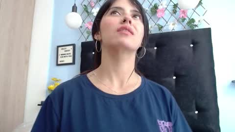 Eva Carter online show from 12-15-25, 12:20