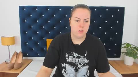 Eva online show from 02-18-25, 06:37