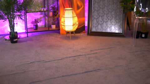 Eva online show from 12-11-24, 01:17