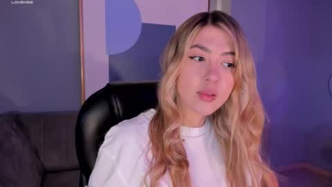 Eve  online show from 11-20-25, 07:46