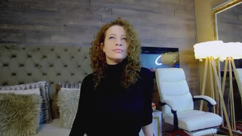 EveHamilton online show from 02-26-25, 07:49