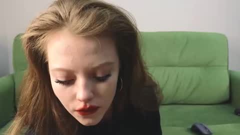 Eveleen online show from 10-31-25, 02:51