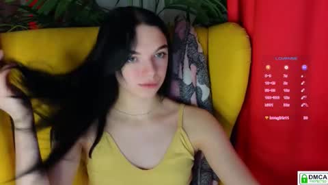 Snapshot of evelin_wow chatting on 02-26-26, 04:17 evelin_wow online show from 02-26-26, 04:17