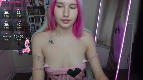 Evelina online show from 11-29-25, 01:52