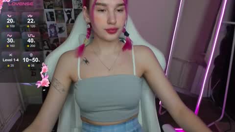 Evelina online show from 12-04-25, 02:10