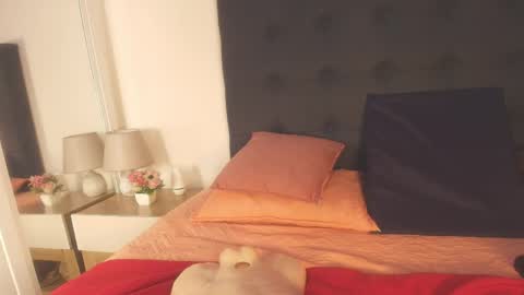 DAYANITA online show from 04-11-26, 07:07