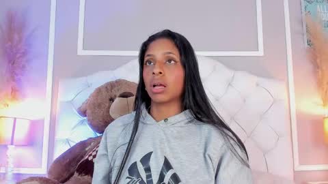 Snapshot of evelyn__ebony chatting on 12-24-24, 10:11 evelyn ebony online show from 12-24-24, 10:11