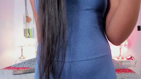 Snapshot of evelyn__ebony chatting on 01-04-25, 08:16 evelyn ebony online show from 01-04-25, 08:16