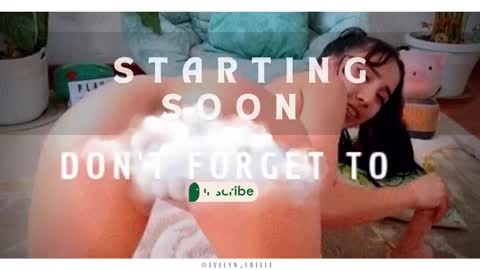 Snapshot of evelyn_chelle chatting on 09-19-25, 10:43 Im Eve or Chelle Next Stream 191224 online show from 09-19-25, 10:43