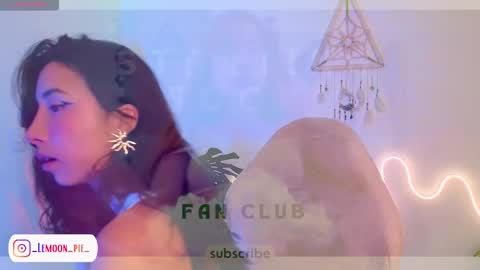 Snapshot of evelyn_chelle chatting on 10-18-25, 12:02 Im Eve or Chelle Next Stream 191224 online show from 10-18-25, 12:02