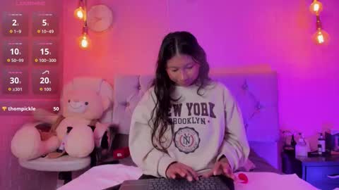   online show from 10-25-25, 08:36