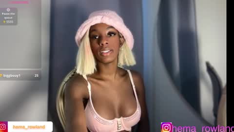 E V E L Y N  online show from 12-12-24, 11:18