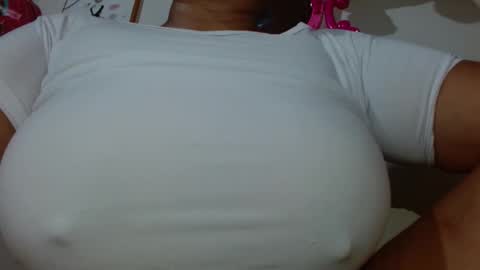 Snapshot of evelyn_stormm chatting on 02-14-25, 03:22 evelyn stormm online show from 02-14-25, 03:22