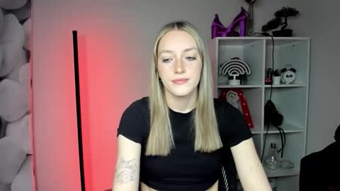 evelynblond online show from 02-23-26, 06:33