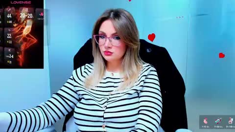 evelyne_rose online show from 02-19-25, 06:22