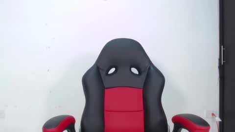 Snapshot of evemilk chatting on 02-02-25, 03:49 evelin 3 online show from 02-02-25, 03:49