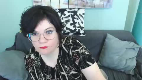 Everly online show from 03-07-25, 02:12