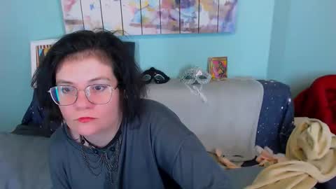 Everly online show from 01-10-26, 04:09