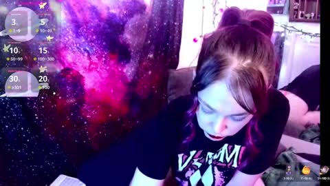 Evie online show from 02-02-25, 07:41