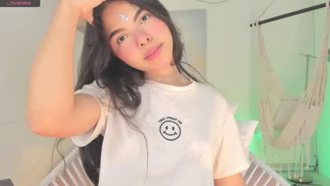 Snapshot of everyh chatting on 12-27-24, 08:07 Sophia online show from 12-27-24, 08:07