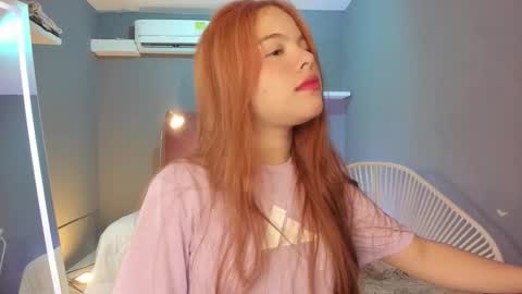 Snapshot of everyh chatting on 10-01-25, 07:42 Sophia online show from 10-01-25, 07:42