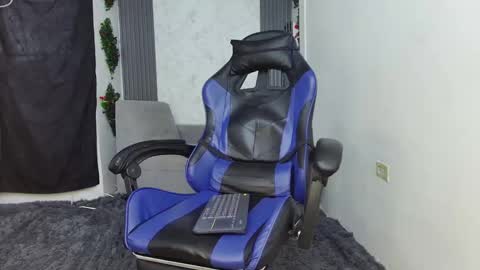 luis online show from 09-28-25, 10:04