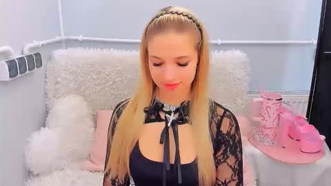 Snapshot of evettegold chatting on 01-31-26, 09:13 Eve online show from 01-31-26, 09:13