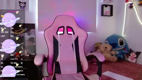 Evie Cloud online show from 09-09-25, 06:18