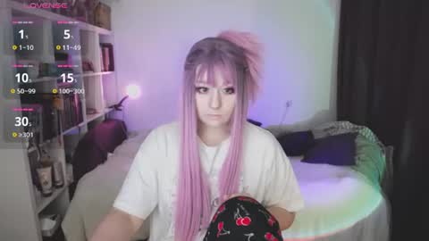 Snapshot of eviecuster chatting on 07-08-26, 08:02 Im gonna be on in 2 hours online show from 07-08-26, 08:02