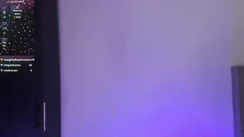 Snapshot of evieh1_ chatting on 12-17-24, 08:32 Ivi Alejandra online show from 12-17-24, 08:32
