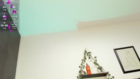 Snapshot of evieh1_ chatting on 02-05-25, 09:46 Ivi Alejandra online show from 02-05-25, 09:46