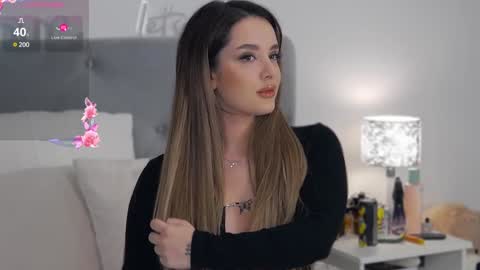 Evie online show from 01-30-25, 08:42