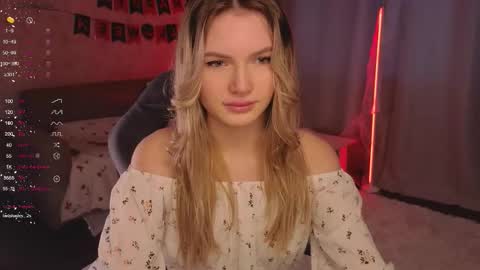 Evelyn online show from 10-31-25, 10:38